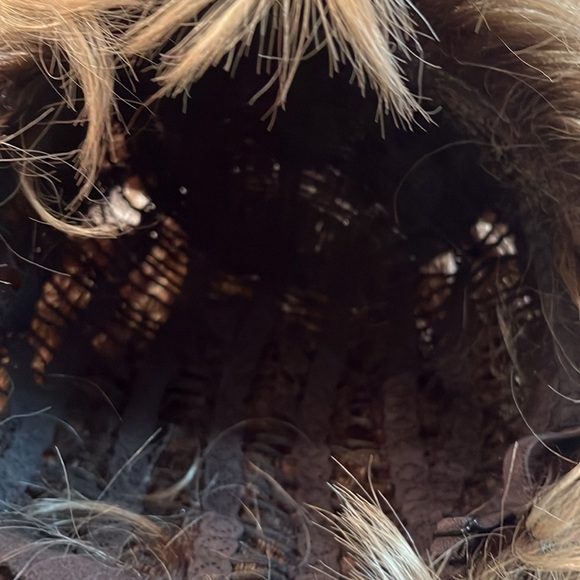 Rene of Paris Short Curly Pixie Wig  Ombré Blonde & Brown - Picture 9 of 10